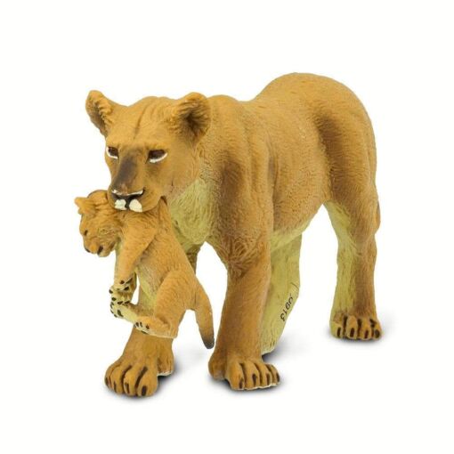 SAF225229 4 lioness with cub