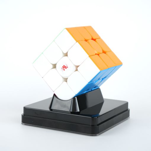 eMVi Cube 3 Magnetic in Display Box